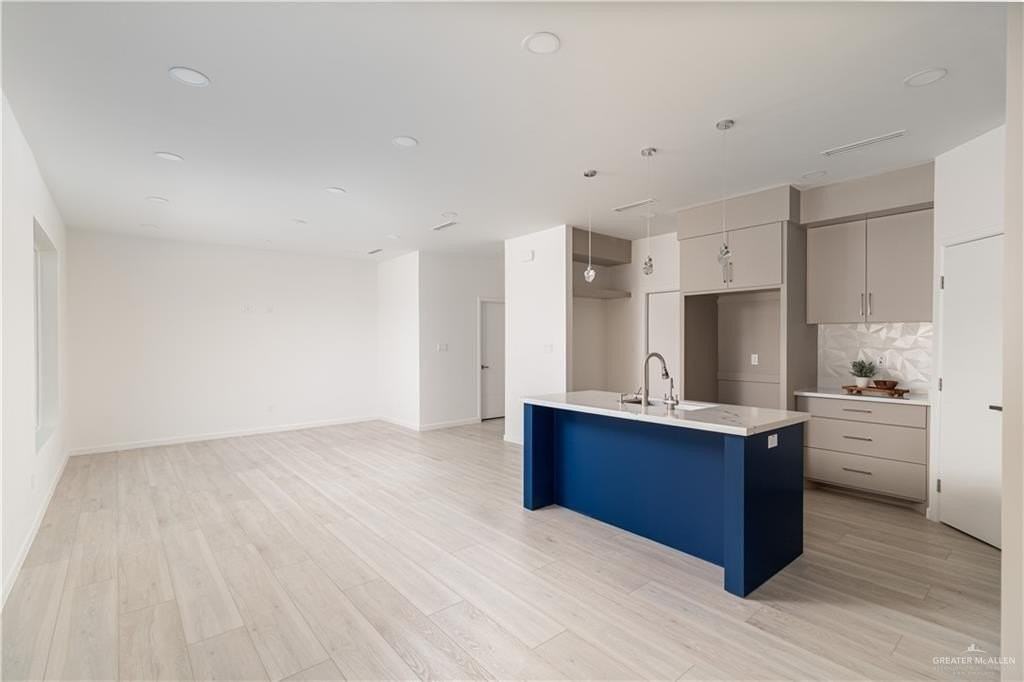 2711 Harmony St - Photo 7 of 19