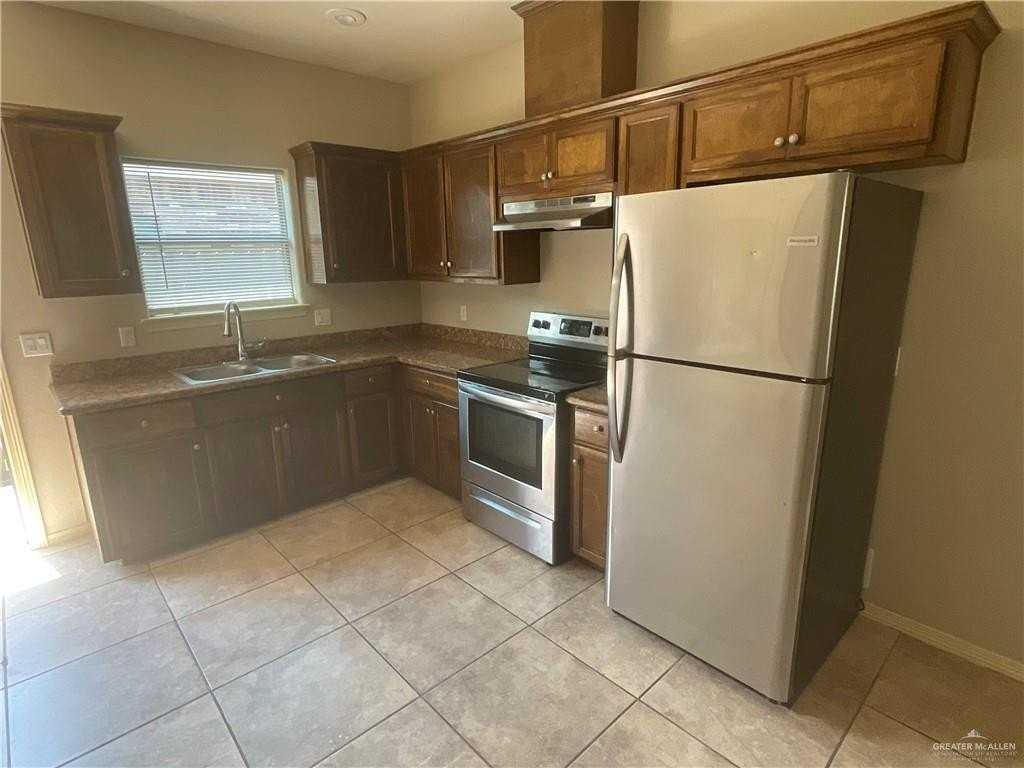 2707 E Garfield Ave Unit A #A - Photo 5 of 19