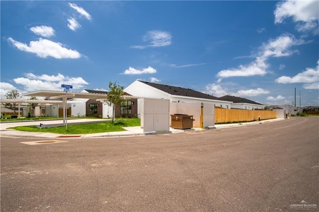 2104 E Viviana St #3 - Photo 3 of 22