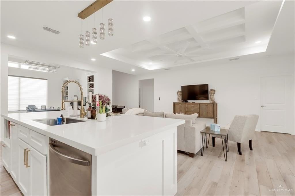 13905 N 35th St - Photo 6 of 21