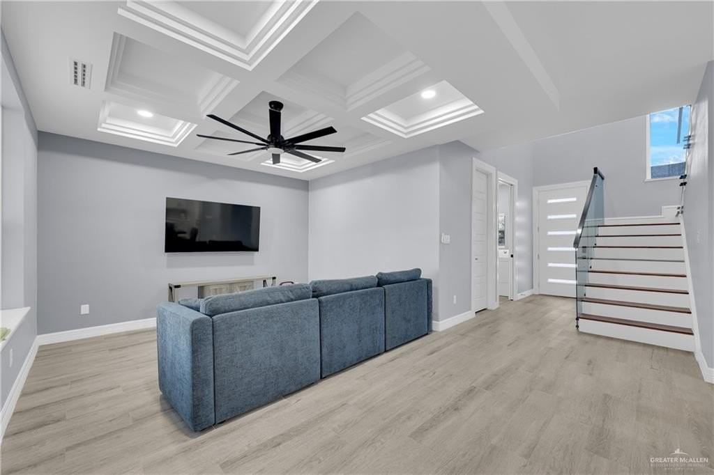 600 W Seminole Ave - Photo 4 of 17