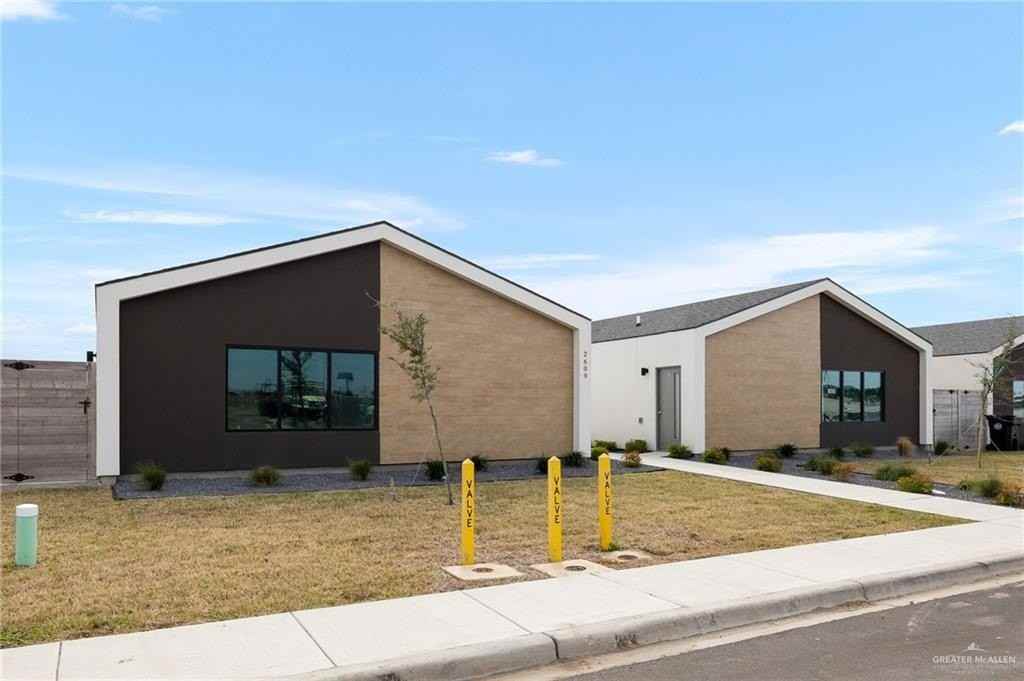 2609 Woodpecker Rd Unit 1 #1 - Photo 2 of 18