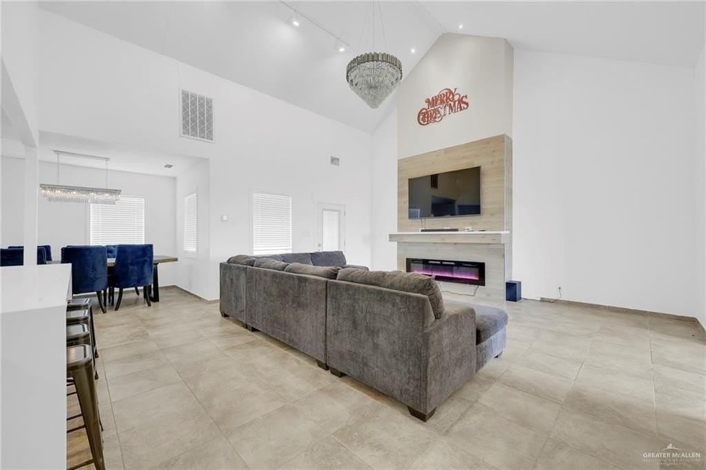 2378 Mile 4 N - Photo 5 of 19