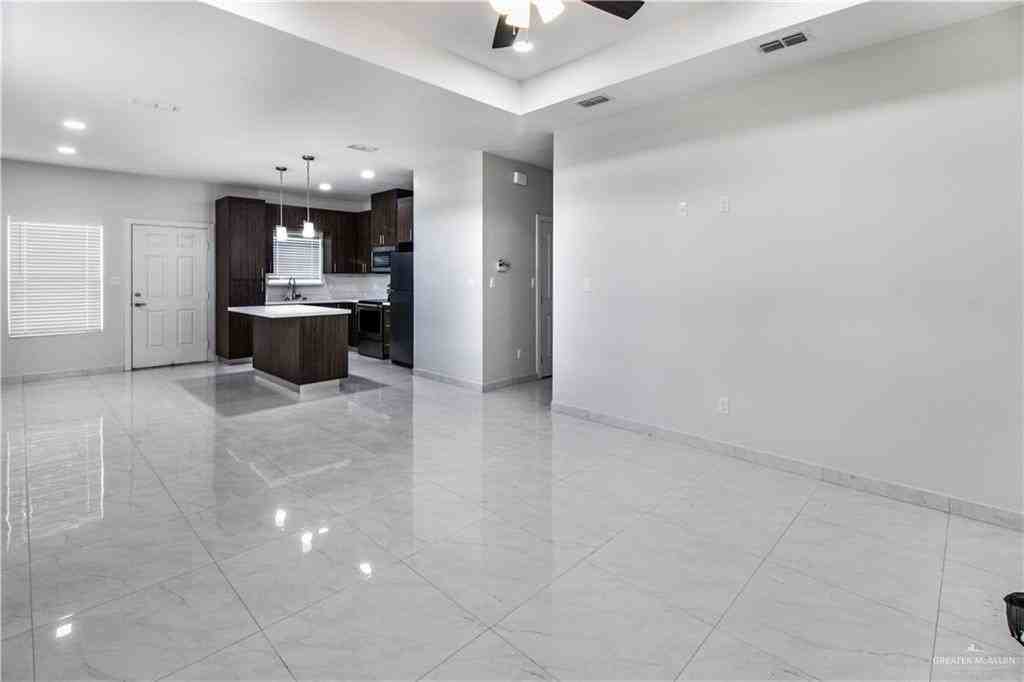 1413 N Inspiration Blvd - Photo 3 of 17