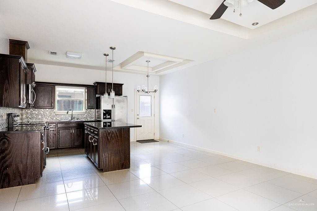 1707 W Smith Dr Apt 2 #2 - Photo 3 of 14