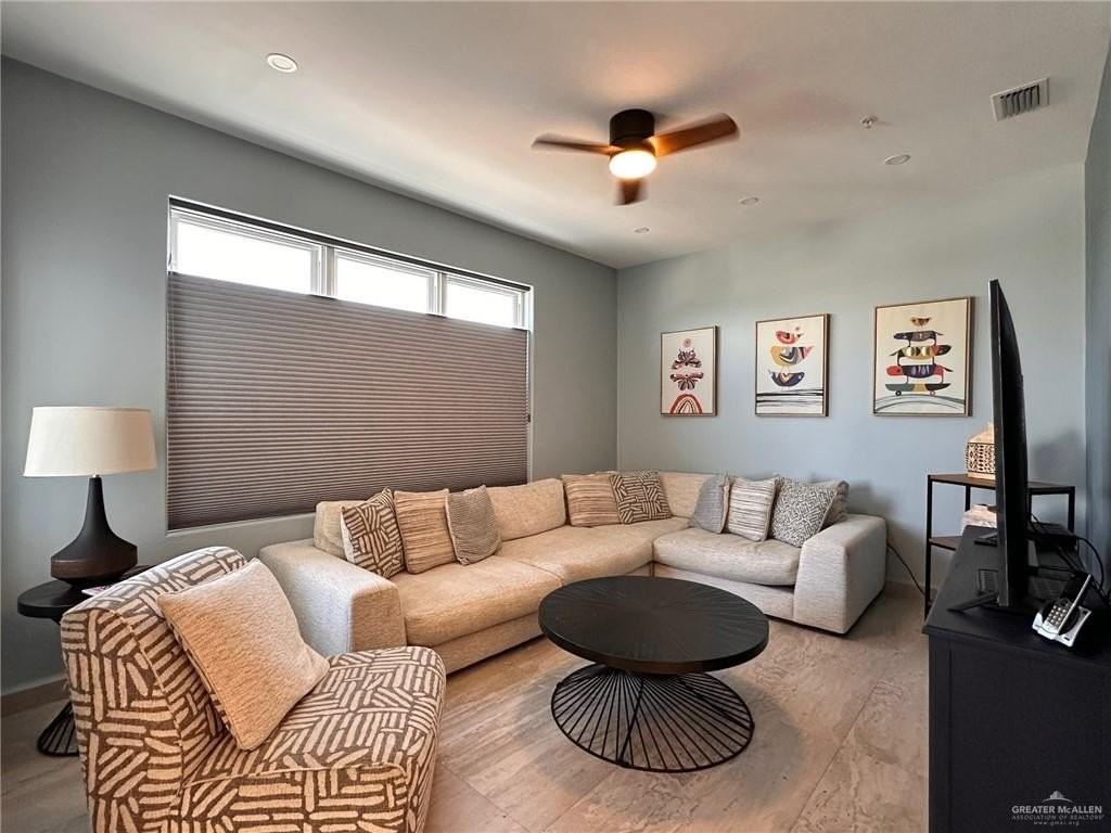 2700 Gulf Blvd Unit 204 #204 - Photo 5 of 31