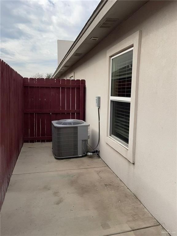 2709 S J St Apt 1 #1 - Photo 6 of 36