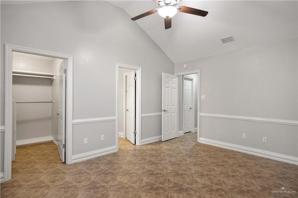 2200 E 19th St - Photo 7 of 12