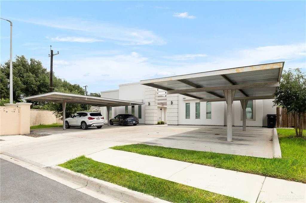 1305 Alta Vista Dr Apt 4 #4