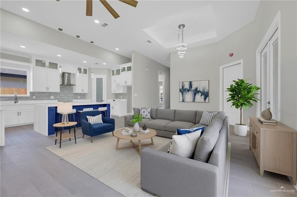 612 Makayla Dr - Photo 4 of 14