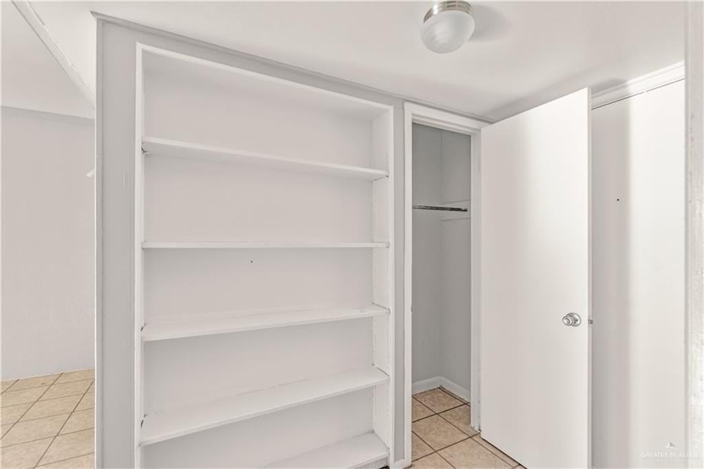 121 N Montevideo Ave - Photo 6 of 8