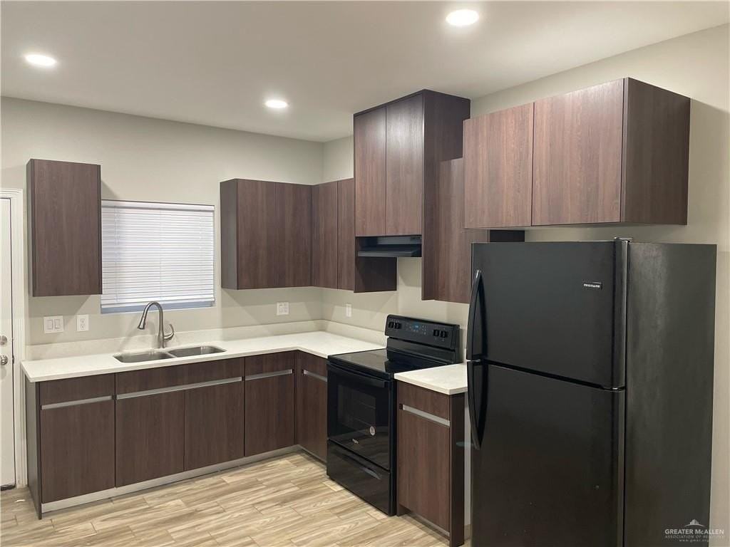 1005 W Kohala Ave #1 - Photo 4 of 21