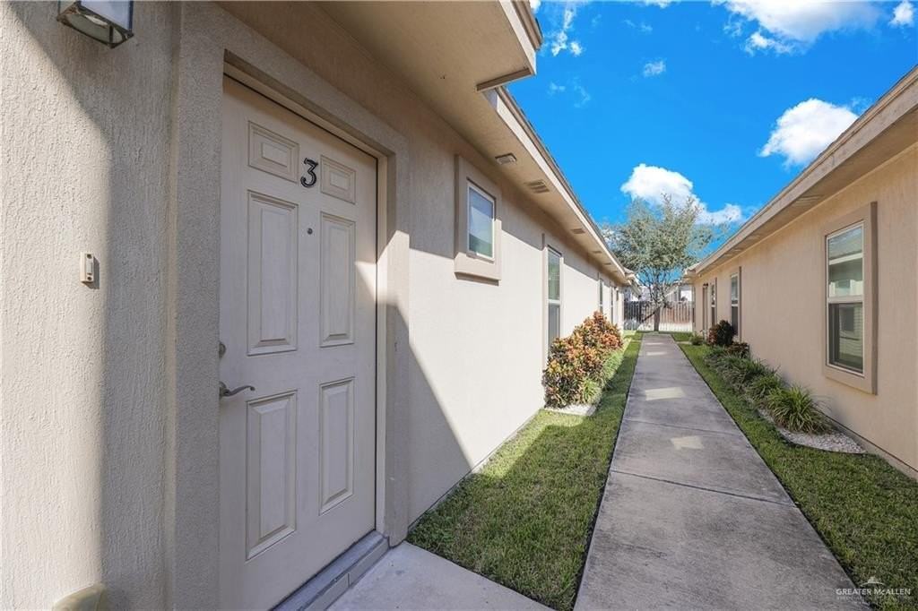 1017 E Myrtle Beach Ave - Photo 5 of 18