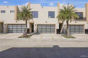 featured image of 216 Canary Ave