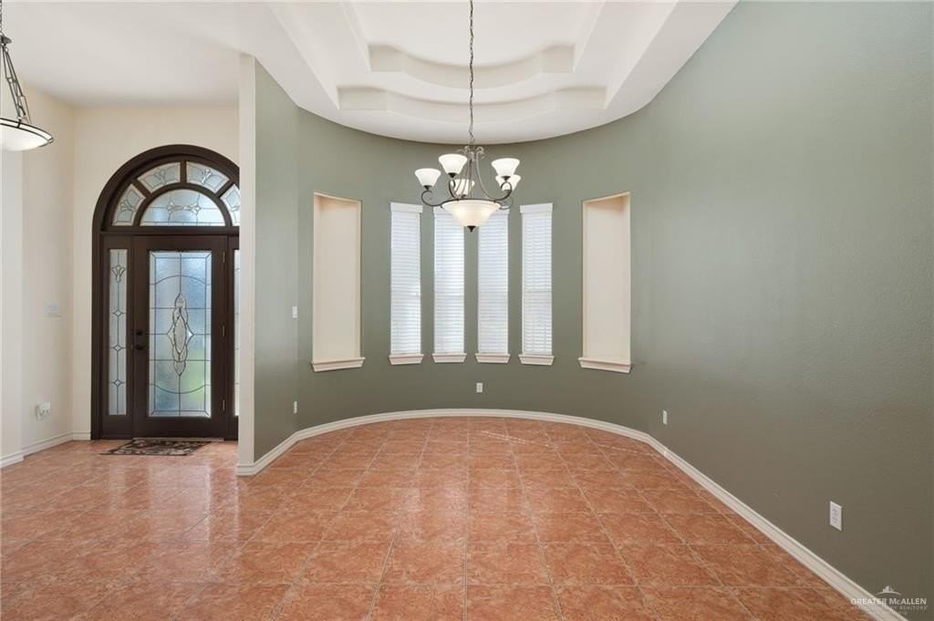 2111 E 25th St - Photo 2 of 19