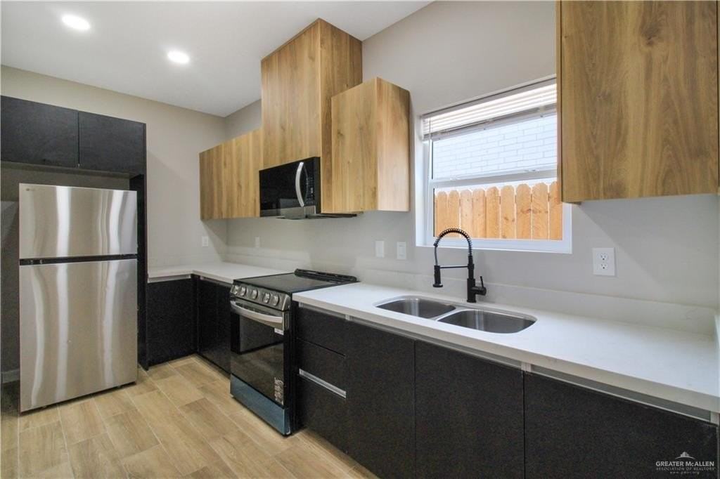 810 S Athol St Apt 1 #1 - Photo 2 of 15