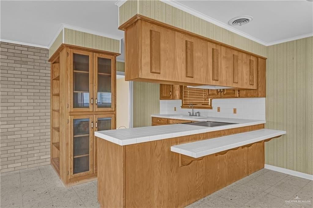 1110 Walnut Ave - Photo 7 of 21