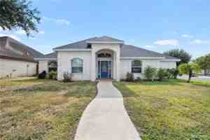 featured image of 604 E Beech St