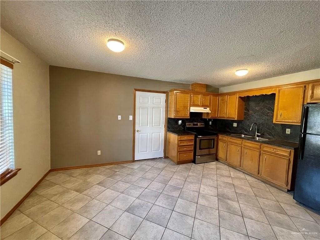 3110 41st Ln - Photo 5 of 13