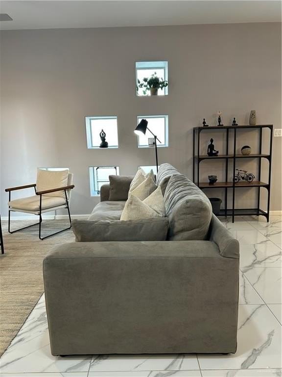 1320 E Camellia Ave Apt A #A - Photo 5 of 17