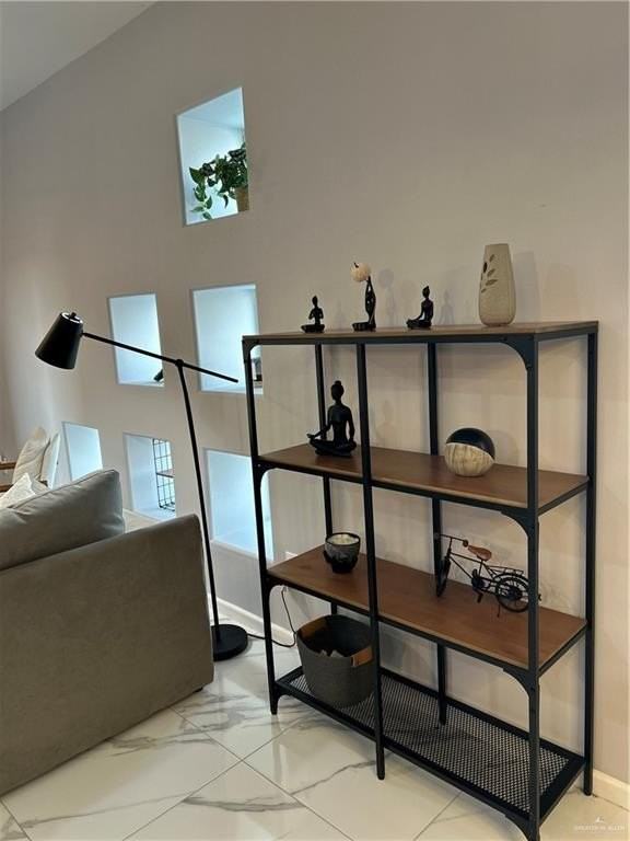 1320 E Camellia Ave Apt A #A - Photo 6 of 17