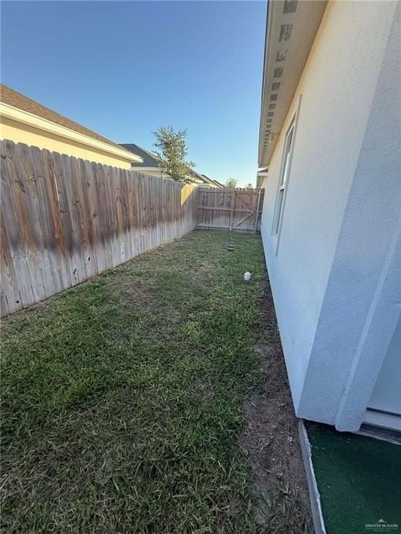 1316 S Xanthia St Apt 4 #4 - Photo 5 of 17