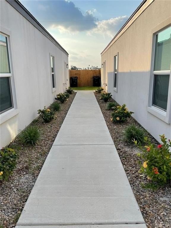 509 Sparrow Rd Unit 3 #3 - Photo 3 of 19