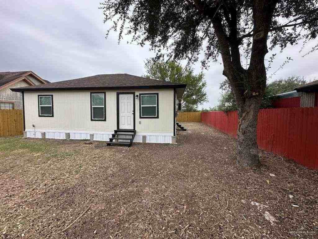 5729 Gardenia St - Photo 2 of 16