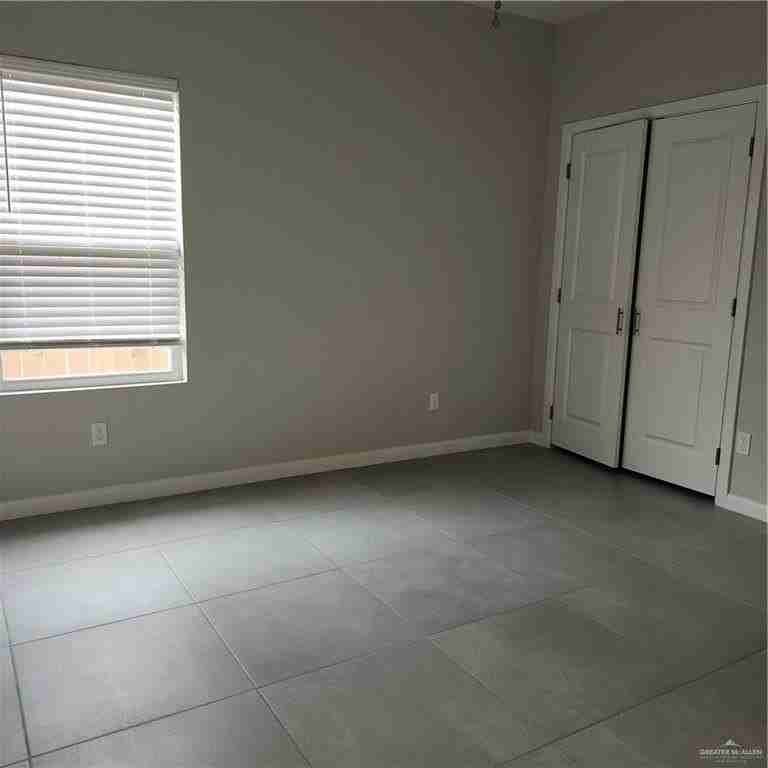 906 N Clarence Ave #2 - Photo 7 of 11