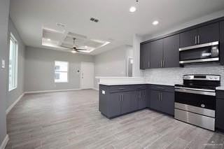 1412 S Iris St - Photo 3 of 18