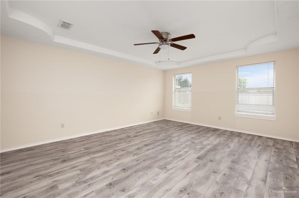 2013 Harvard Ave - Photo 7 of 14