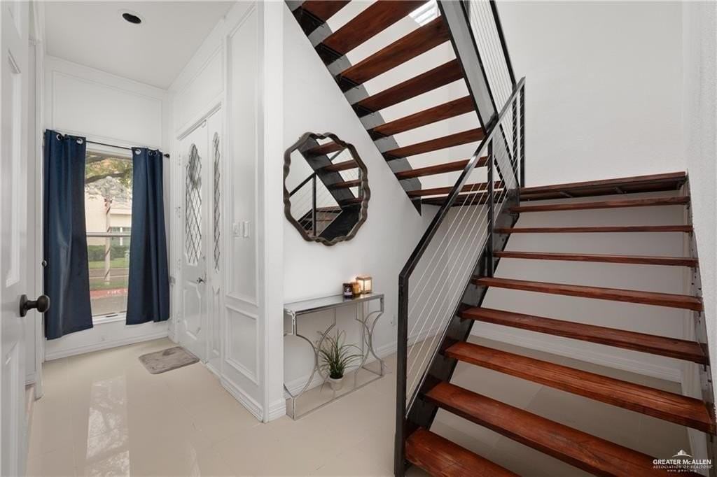 3100 S Col Rowe Blvd Apt 29 #29 - Photo 2 of 23