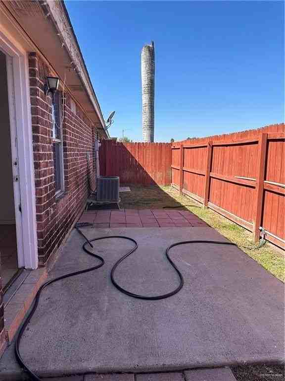 3800 Sheraton Ave Apt 1 #1 - Photo 6 of 11