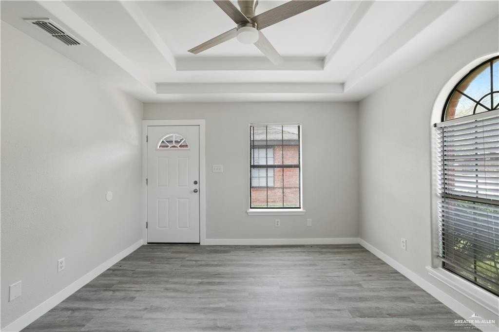 3806 W Faith Hill St Apt 4 #4 - Photo 3 of 9