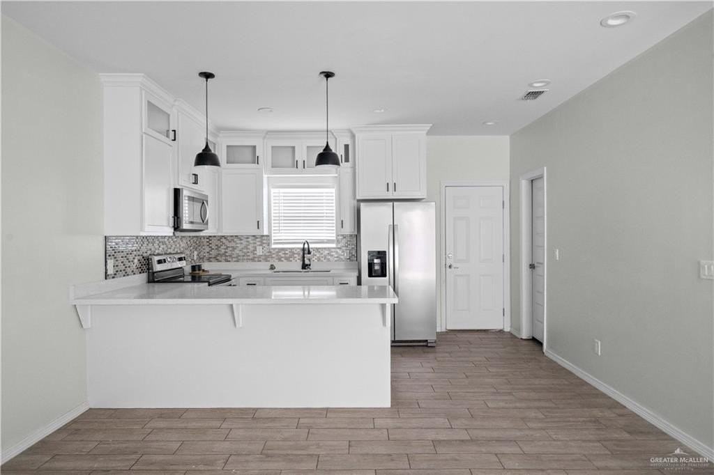 1511 Playa Dr #2 - Photo 7 of 32