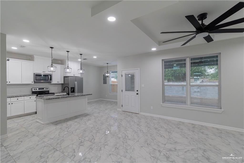 5604 N Crown Pt - Photo 5 of 13