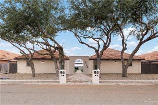 2404 Shasta Ave Apt 2 #2 - Photo 1 of 1