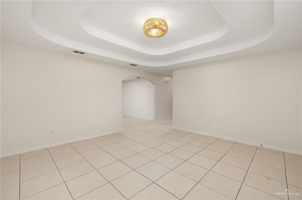 2404 Shasta Ave Apt 2 #2 - Photo 6 of 13