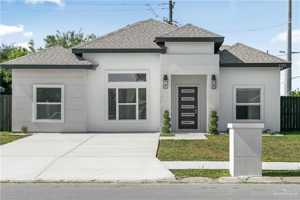 featured image of 2705 Torreon St