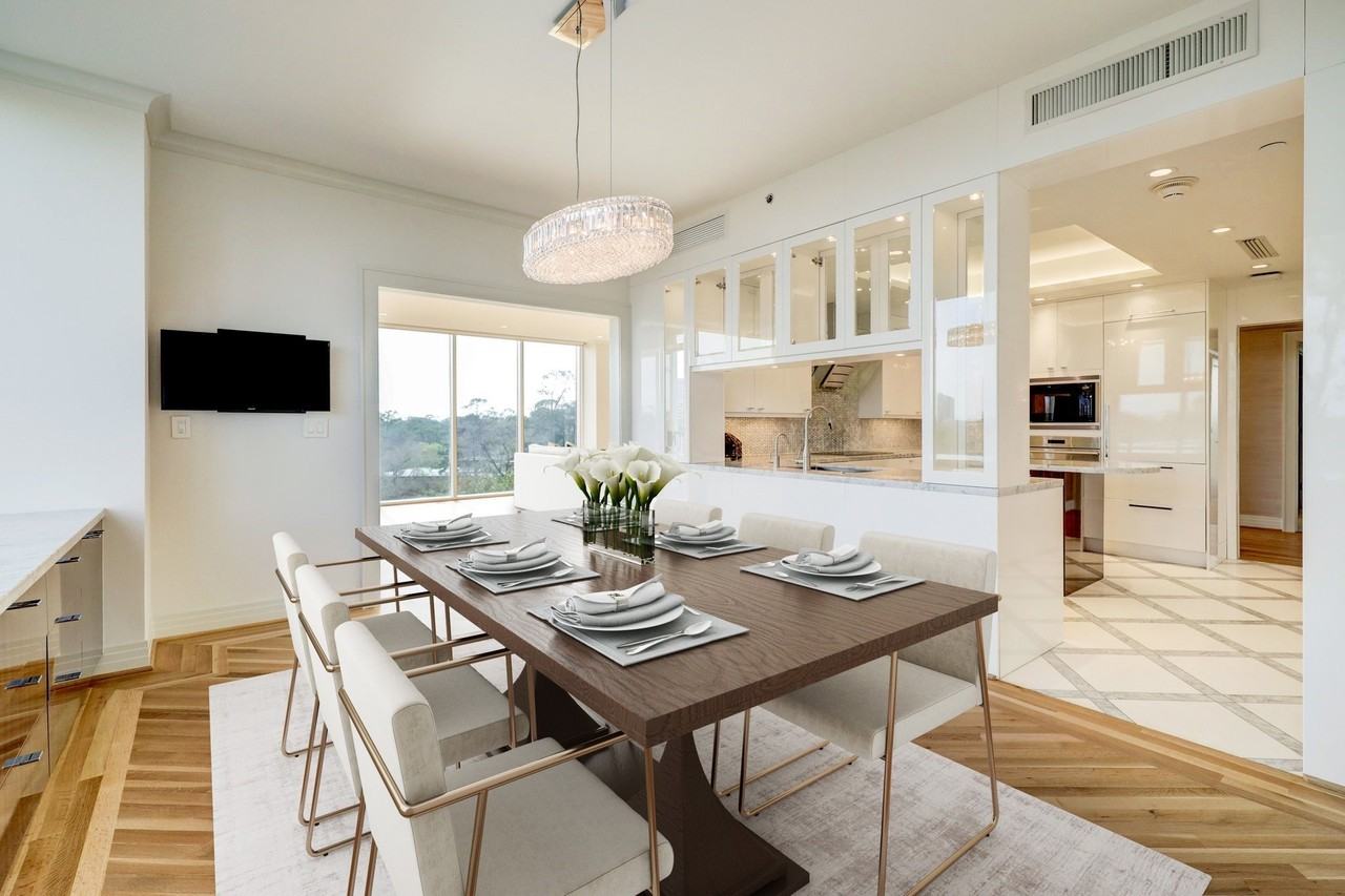 121 N Post Oak Ln #706 - Photo 5 of 18