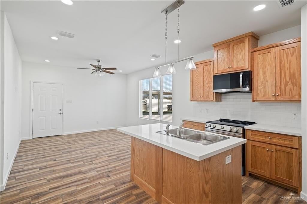 2105 E Viviana St Apt 1 #1 - Photo 5 of 14