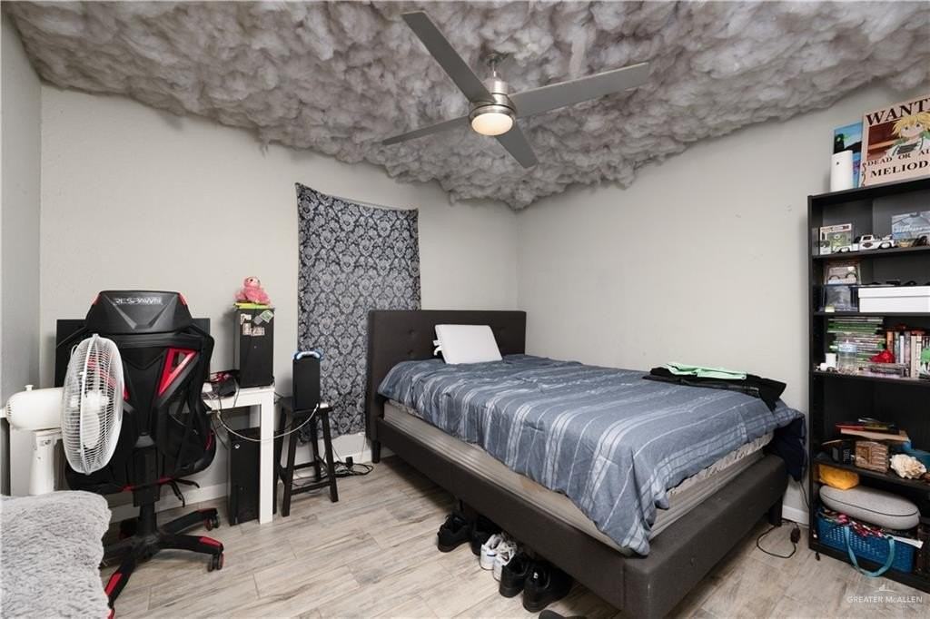 2822 Poinciana St - Photo 7 of 9