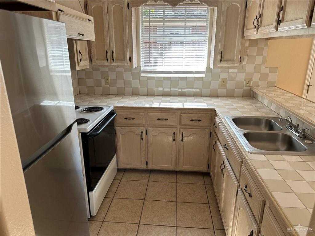 1815 W Portales Dr - Photo 6 of 15