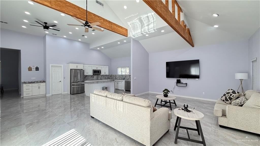 2504 Lilac Ave - Photo 4 of 30