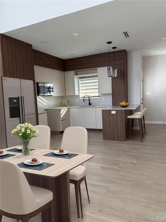 2202 Corales St - Photo 3 of 13