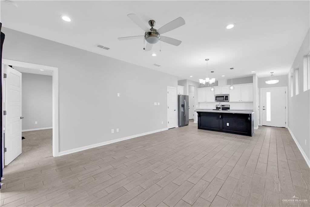 409 S Tecate Dr - Photo 4 of 22