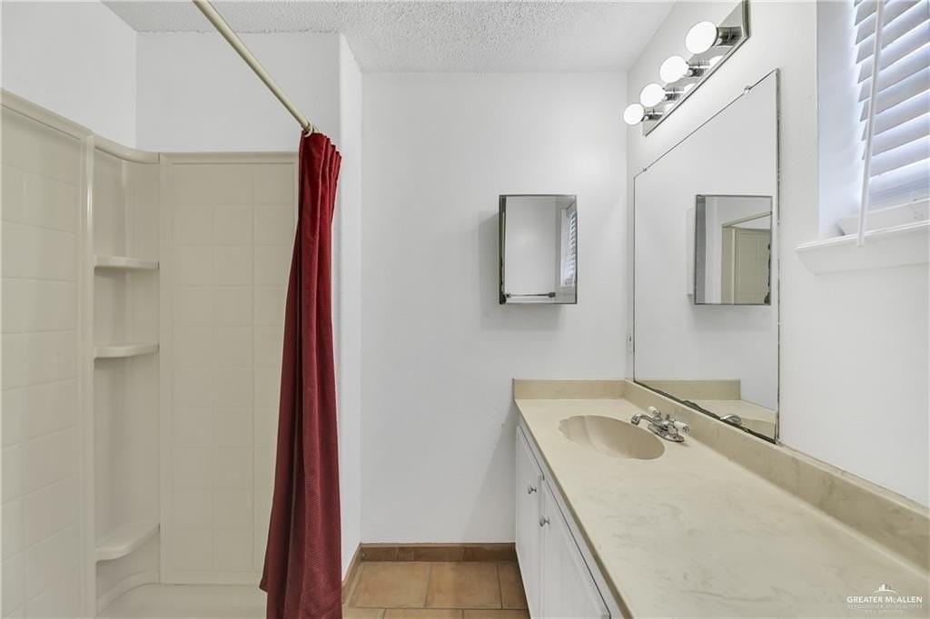 1001 N 15th St - Photo 6 of 17