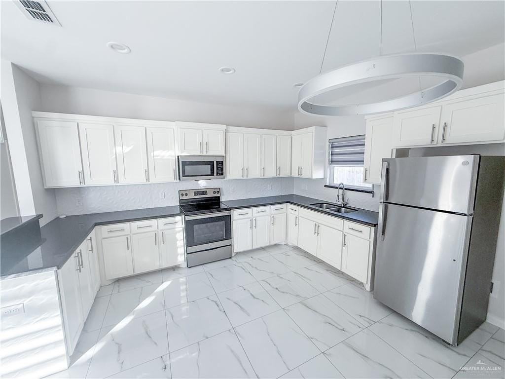 5700 Puffin Avenue unit: 1 #1 - Photo 5 of 15