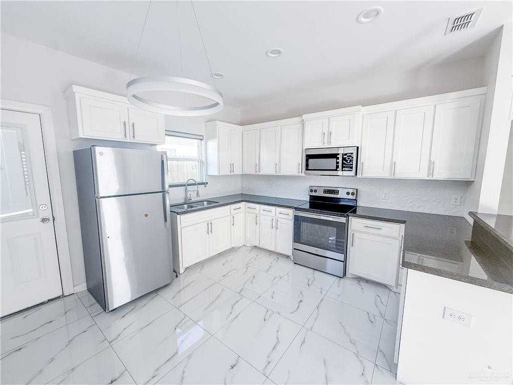 5700 Puffin Avenue #2 - Photo 4 of 13