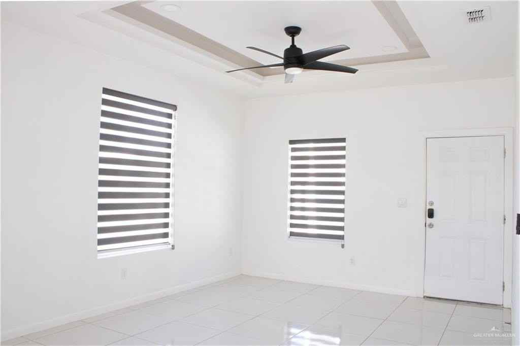 1600 Angelina Dr Apt 1 #1 - Photo 5 of 16